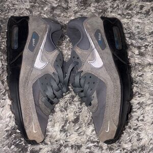 Nike Air Max Size 8 mes  and Black Men's Sneakers